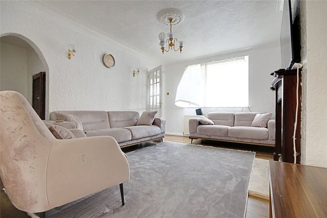 Wolsey Road, Enfield photo 2