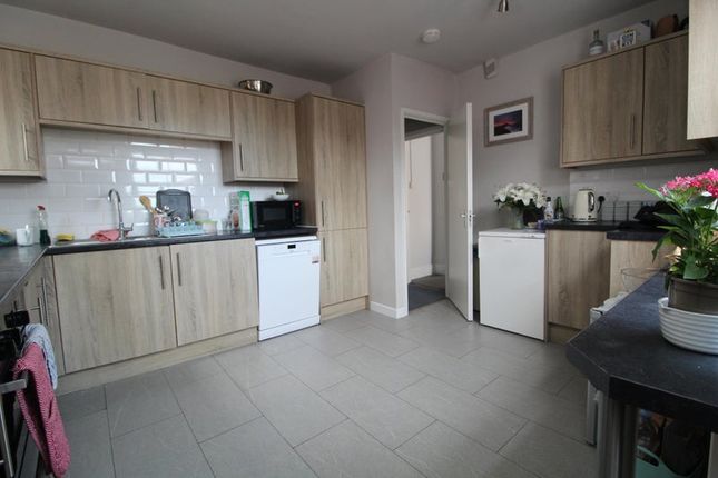 35a, West Street, Bridport, Dorset photo 4