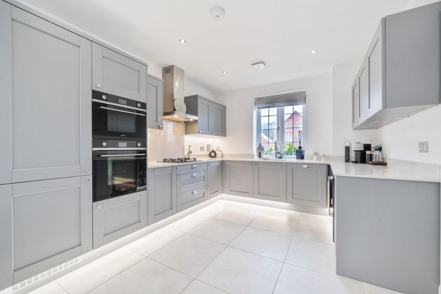 3, Uttley Lane, Beaconsfield photo 2