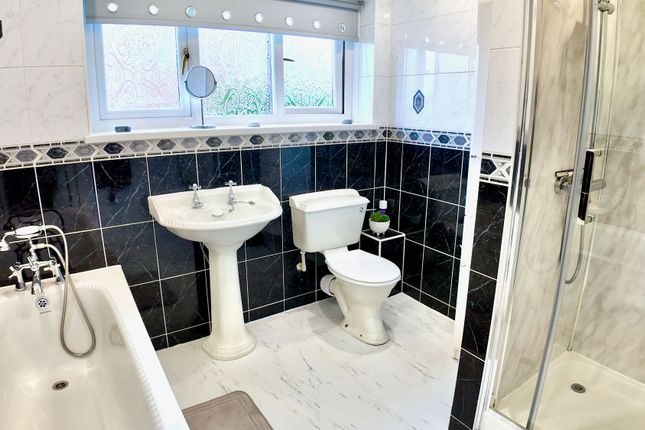 Ty-Newydd Cwmalsie Lane, Blackwood photo 4