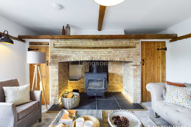 Cross Cottages, Thetford photo 3