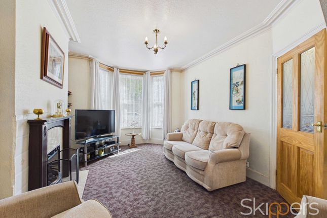 6 St. Georges Road, Folkestone photo 2