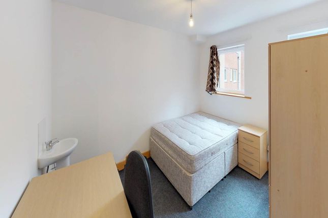 Flat 3, 276 Portswood Road, Southampton photo 4