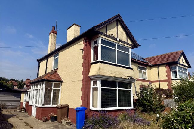 21, Second Avenue, East  Yorkshire photo 2