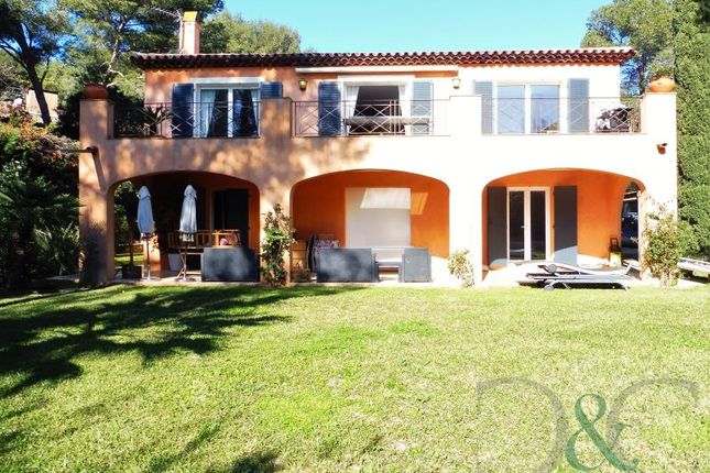 Thumbnail 5 bed property for sale in Bormes, Var, France.