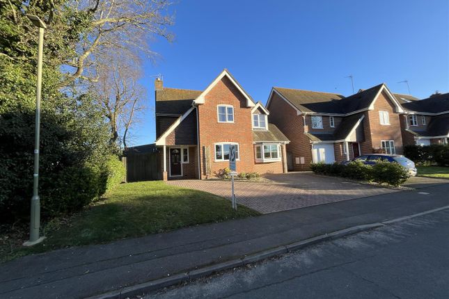 Detached house for sale in Foliat Close, Wantage, Oxfordshire
