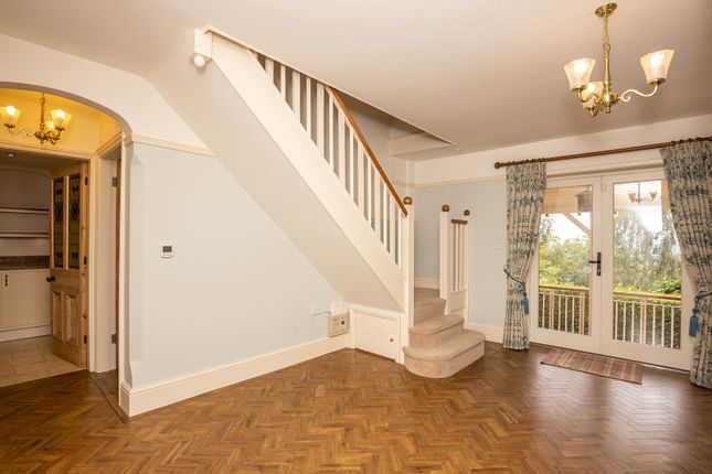 Laurel Bank, 41 Wyche Road, Malvern photo 4