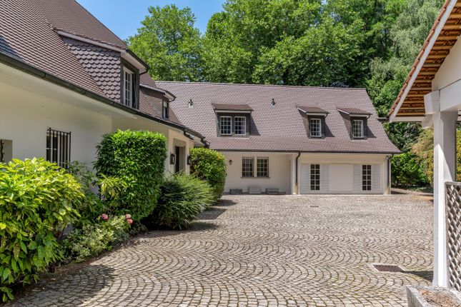 Property for sale in Jouxtens-Mézery, Vaud, Switzerland