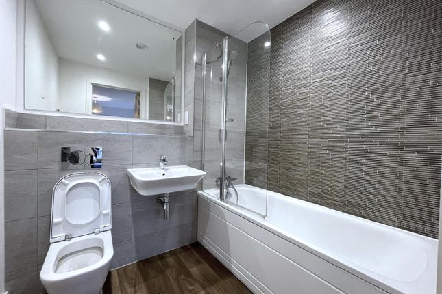 39 Washington Apartment  (14).Jpg