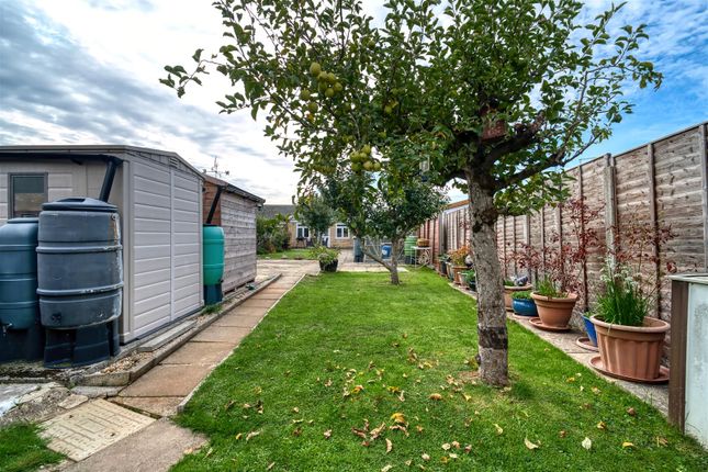 1, Downsview Drive, Gillingham photo 2