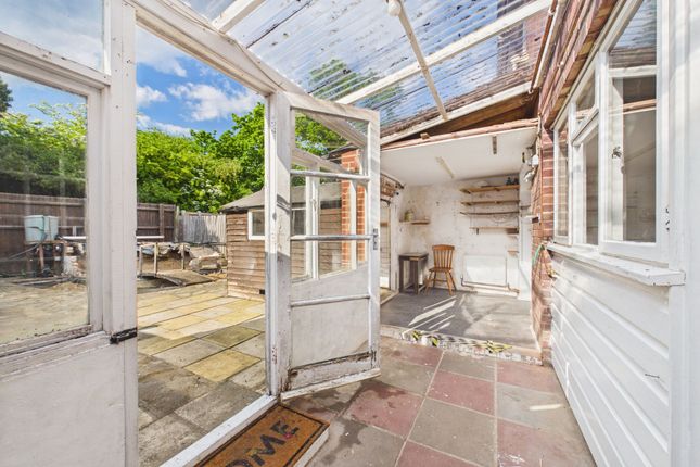 13 Oak Close, Thetford photo 5