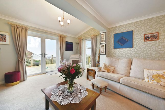 4, Barnfield Close, Hastings photo 3