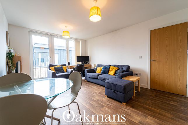 Flat for sale in Melrose Apartments, Bell Barn Road, Birmingham
