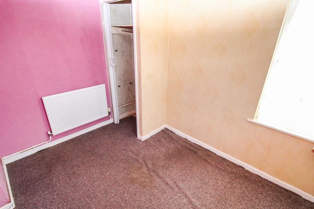 End terrace house for sale in Gainsborough Road, Corby