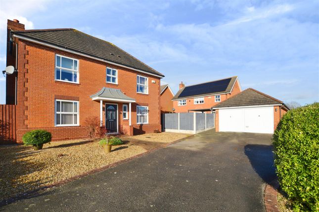 Detached house for sale in Newbury Road, Newark