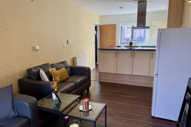 33, Bentley Lane, Leeds photo 2