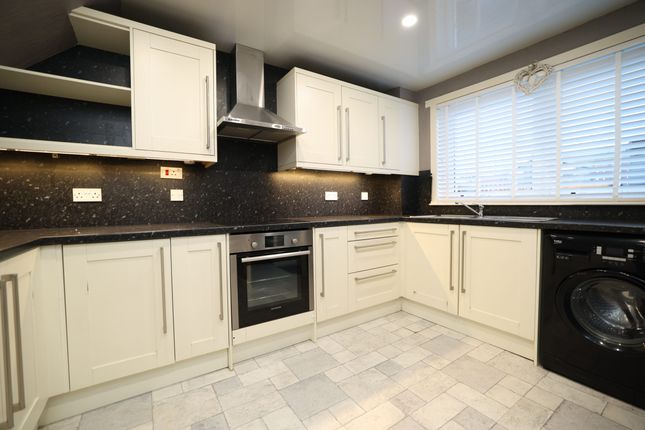32, Chestnut Drive, Girvan photo 4