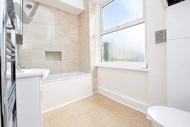 5, Stroud Green Road, London photo 3
