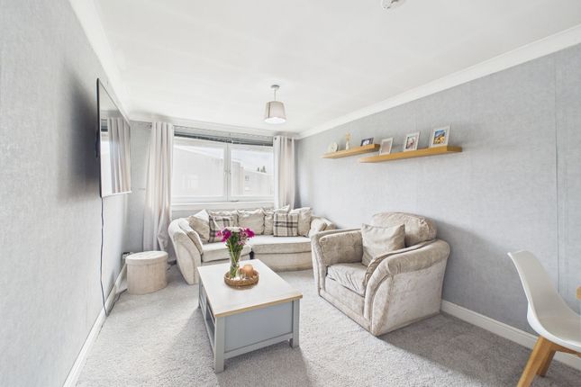 283, Mallard Crescent, East Kilbride photo 4
