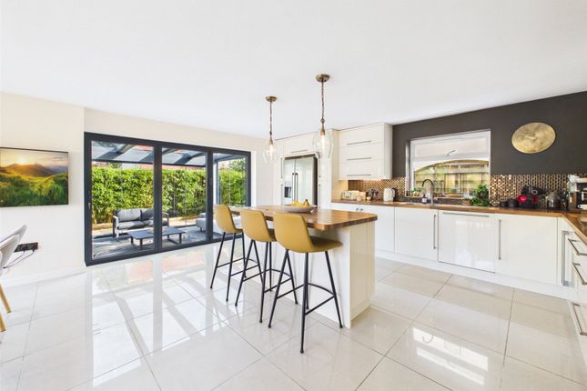 1, Stratton Lane, Weston-super-Mare photo 4
