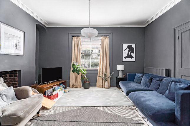 2, Barnabas Road, Hackney photo 3