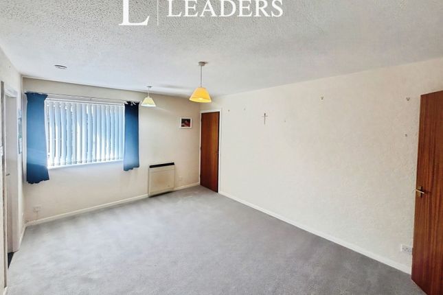 Flat 11, Chatburn Court,, Warrington Road, Warrington photo 2