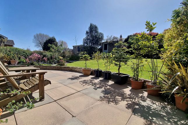 12, Charles Close, Thornbury photo 3