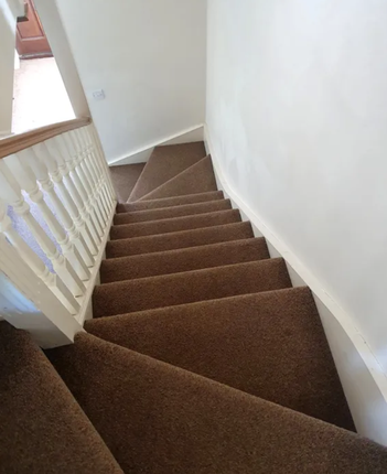 9, Stirling Close, Sidcup photo 4