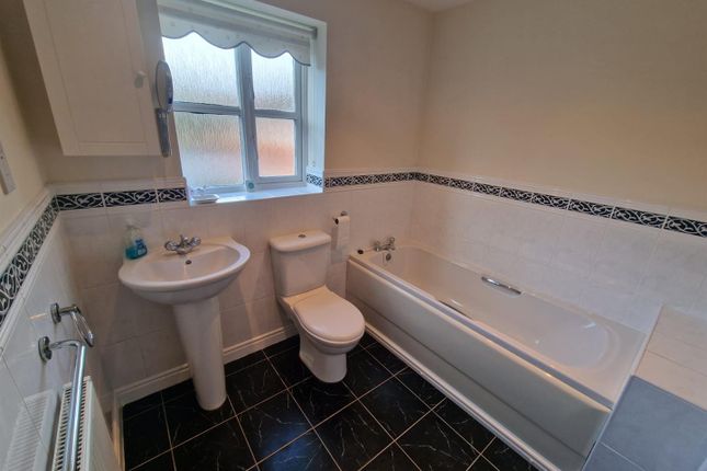 Penrhyn Avenue, Colwyn Bay photo 4
