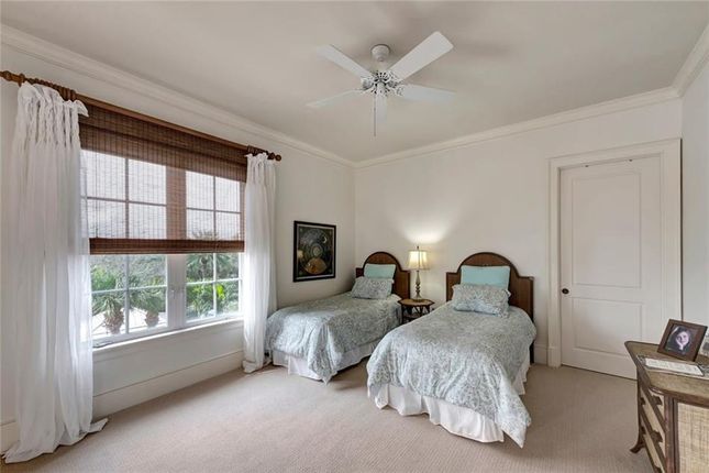 Town house for sale in 40 Beachside Drive #201, Vero Beach, Florida, United States Of America