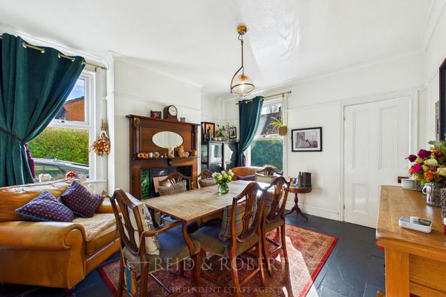 115, Mold Road, Buckley photo 4