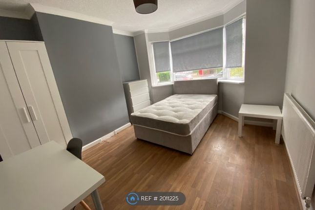Room to rent in Ashlands Road, Stoke-On-Trent