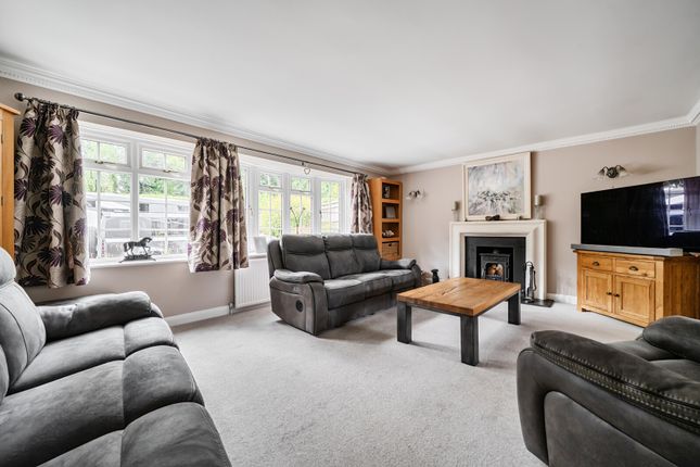 Willowbrook,, Manor Farm Lane, Reading photo 4