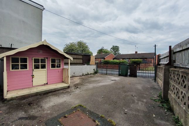 41, Grove Avenue, Pontefract photo 4