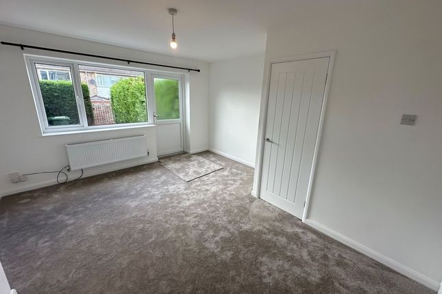 13, Coleraine Close, Lincoln photo 4