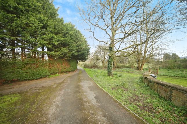 Flat for sale in Heatherton Park, Bradford On Tone, Taunton