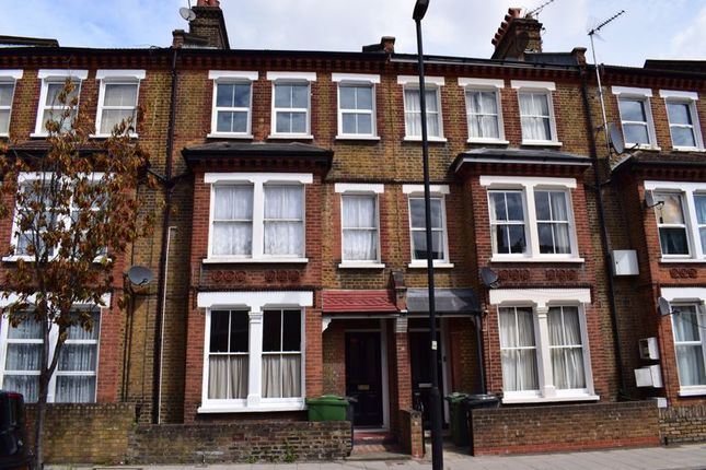 Flat for sale in One Bedroom Flat For Sale, Dorset Road, London