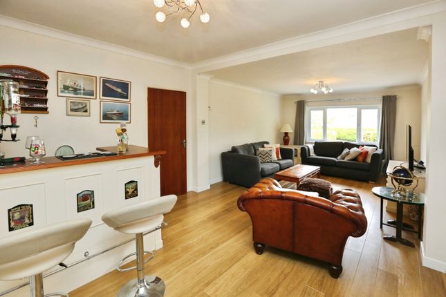 66, Shaftesbury Avenue, Eastleigh photo 2