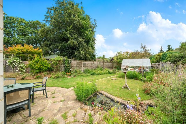 1 Arun Vale, Pulborough photo 4