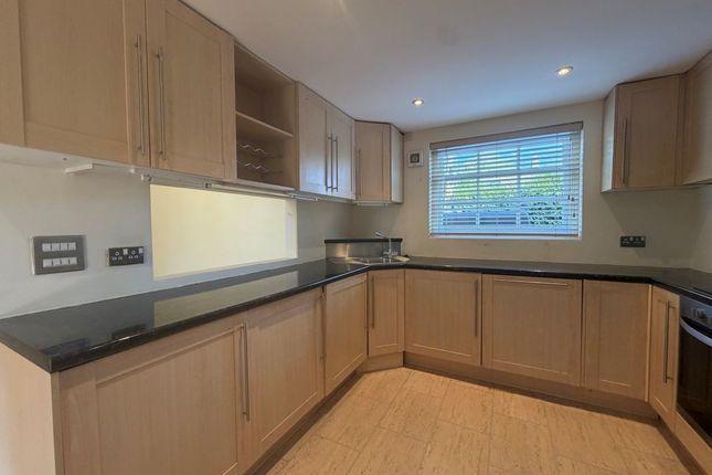 1, Amport Park Mews, Andover photo 3