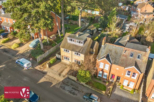 50, Briscoe Road, Hoddesdon photo 4