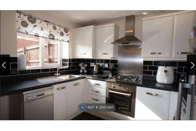 3-bed terraced on Alaska Mews, Great Sankey, Warrington, £1,400/mo
