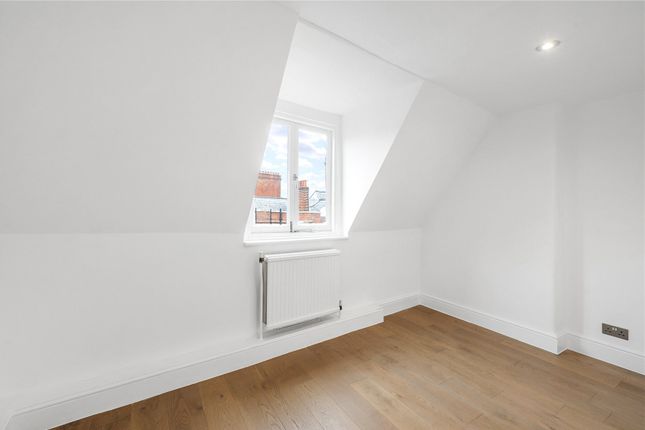 Flat for sale in Barkston Gardens, Earl's Court