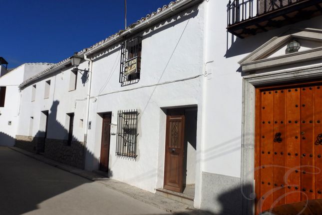 Thumbnail Town house for sale in Alfarnate, Axarquia, Andalusia, Spain