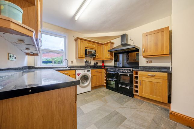 56, New Road, Powys photo 4