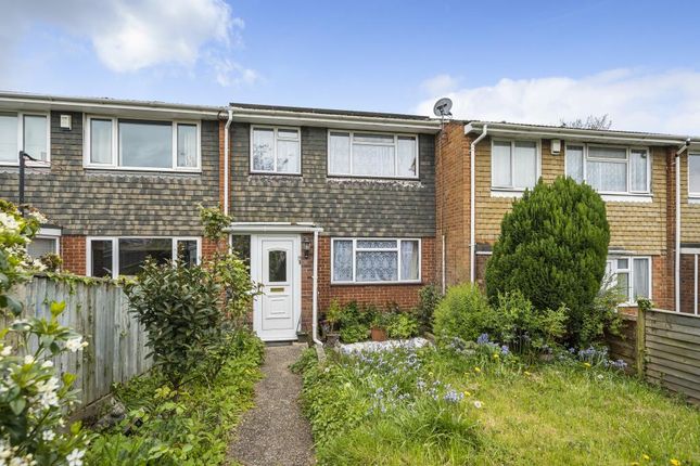Thumbnail Terraced house for sale in Welbeck Road, Maidenhead