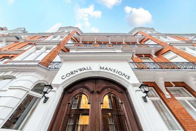 Flat 1b, 33, Cornwall Mansions, Kensington Court, London photo 2