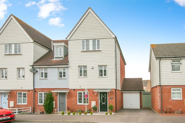 Thumbnail Town house for sale in Heron Way, Dovercourt, Harwich
