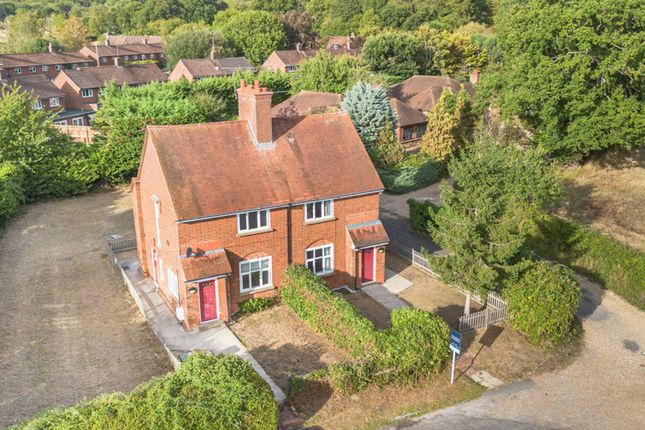 1 Kings Farm Cottages, Blakes Road, Reading photo 3