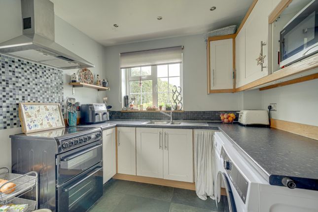 14, Church Road, Slapton photo 3